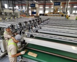 Ultrasonic Carbon Fiber Automatic Welding Machine